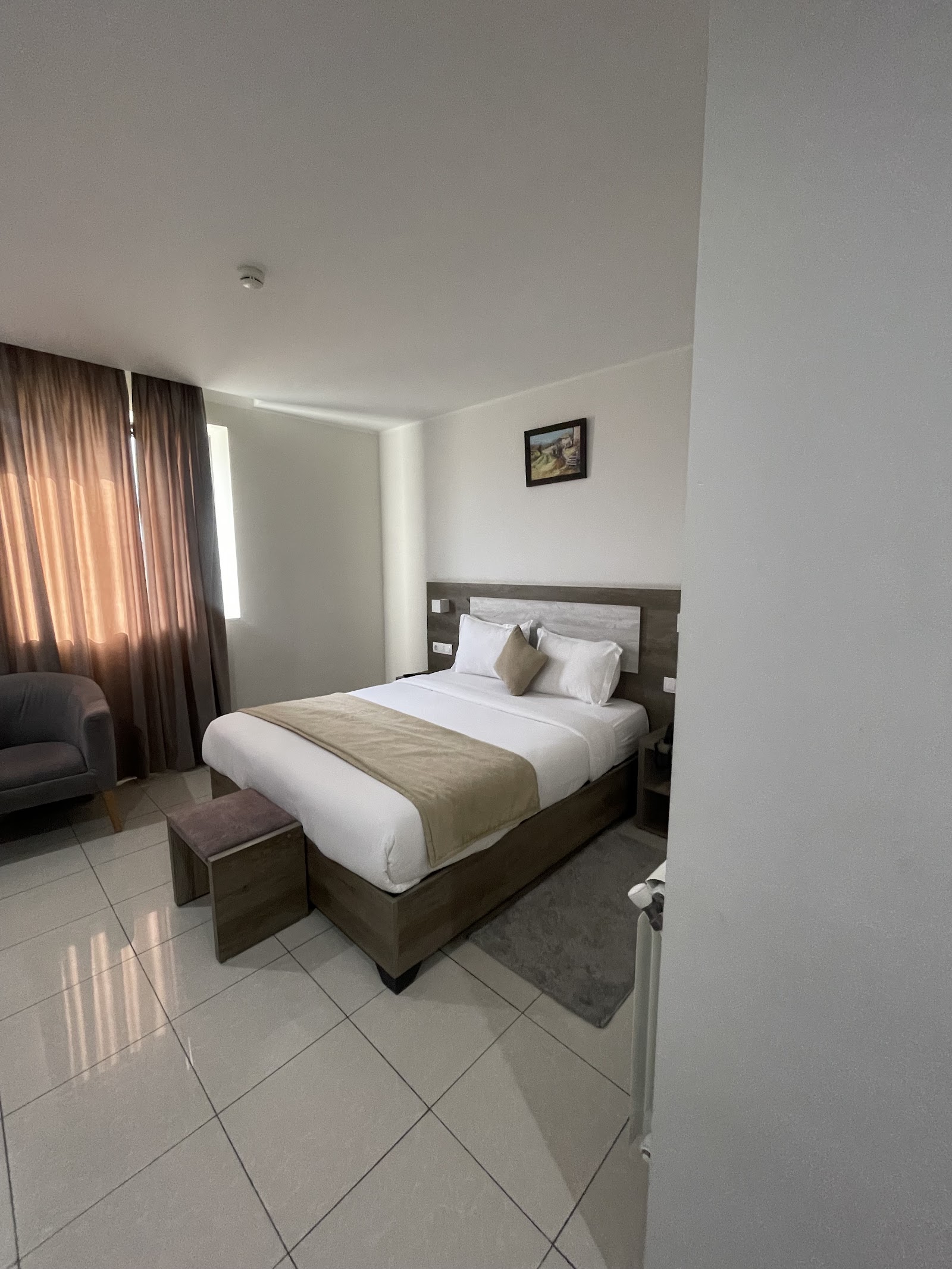 Chambre Double — Hôtel du Lac — Béjaïa